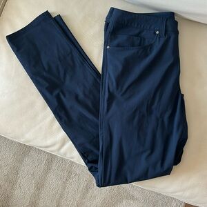 Men’s lululemon pants (NWOT)